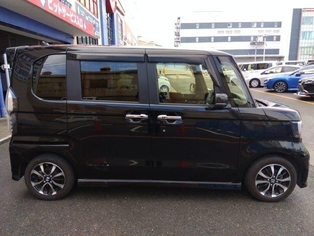 HONDA N BOX CUSTOM 2018 Image 31