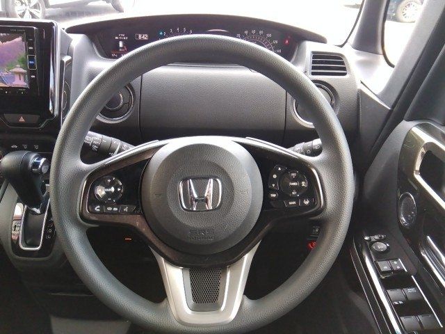 HONDA N BOX CUSTOM 2018 Image 31