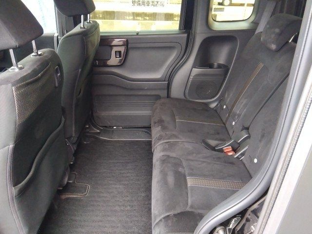 HONDA N BOX CUSTOM 2018 Image 31