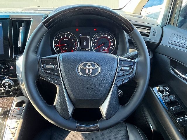 TOYOTA ALPHARD 2021 Image 31