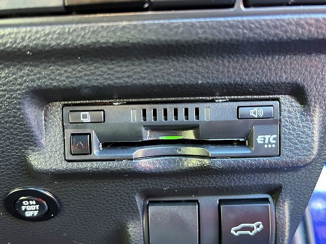 TOYOTA COROLLA CROSS HYBRID 2022 Image 31