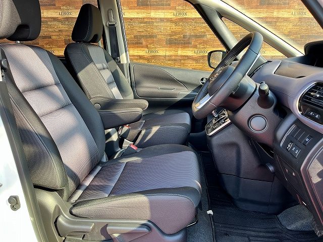 NISSAN SERENA  WG 2022 Image 31