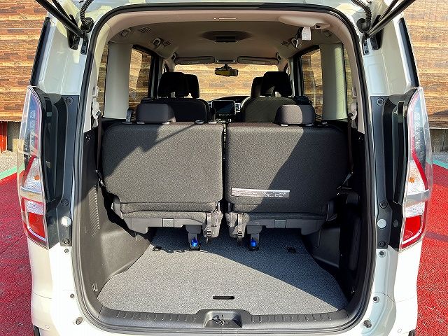 NISSAN SERENA  WG 2022 Image 31