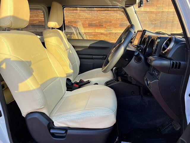 SUZUKI JIMNY 4WD 2023 Image 31