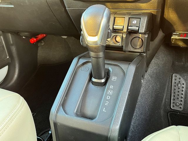 SUZUKI JIMNY 4WD 2023 Image 31
