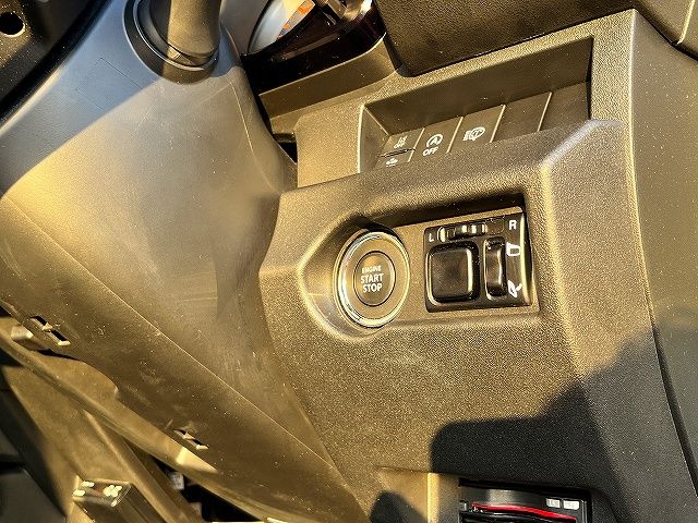 SUZUKI JIMNY 4WD 2023 Image 31