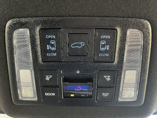 TOYOTA NOAH HYBRID 2024 Image 31