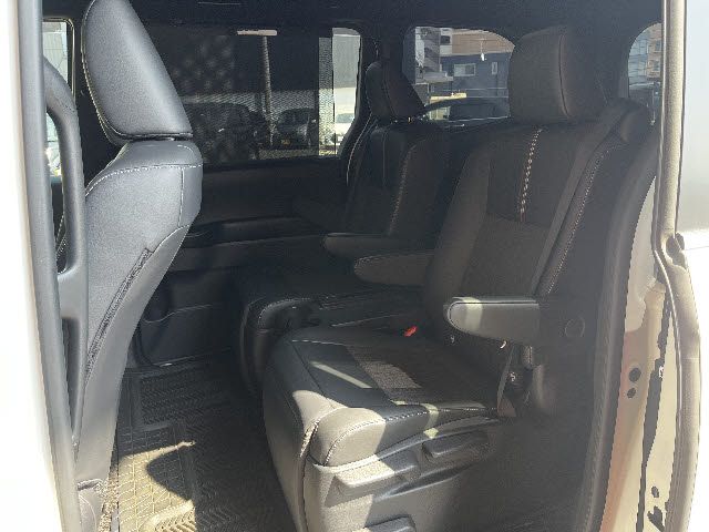 TOYOTA NOAH HYBRID 2024 Image 31