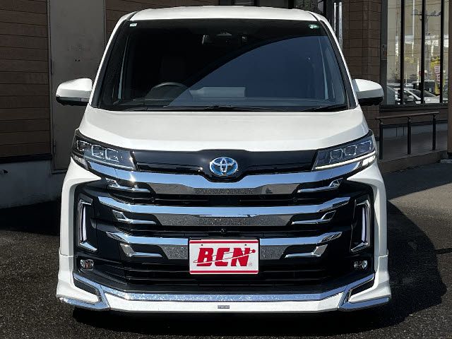 TOYOTA NOAH HYBRID 2024 Image 31
