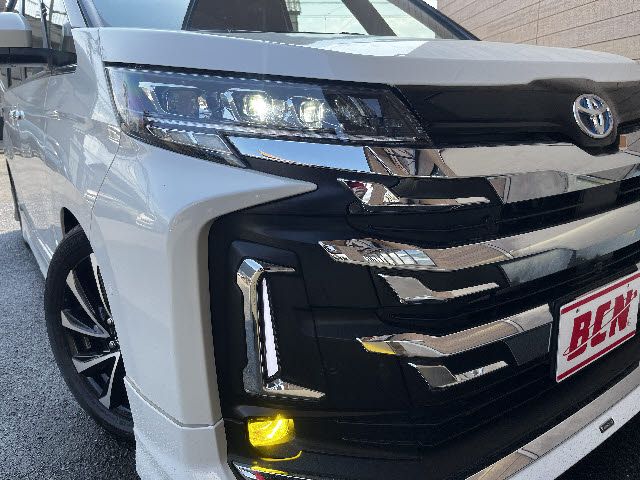 TOYOTA NOAH HYBRID 2024 Image 31