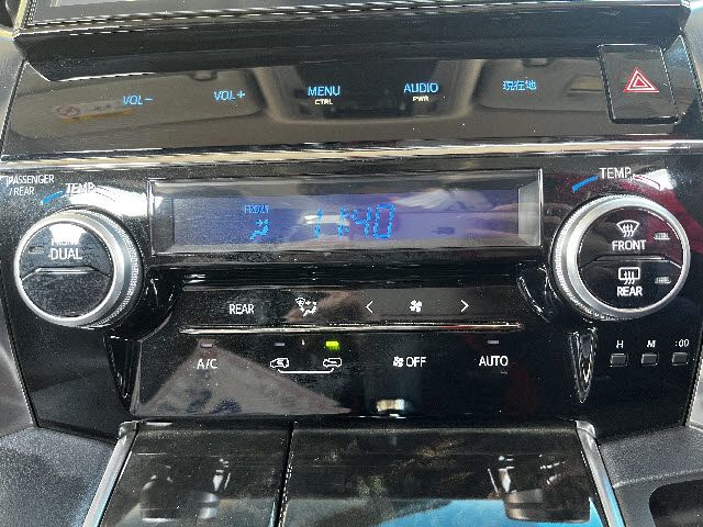 TOYOTA VELLFIRE 2016 Image 31