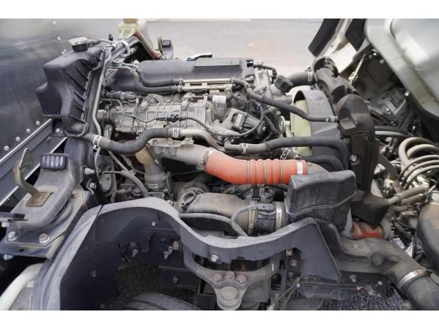 MITSUBISHI CANTER 2020 Image 31