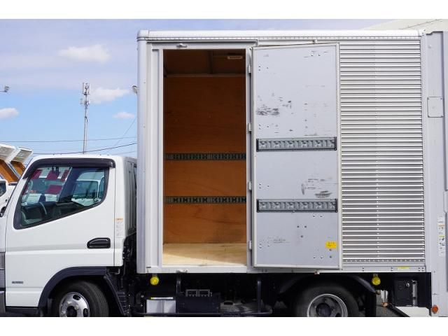 MITSUBISHI CANTER 2020 Image 31