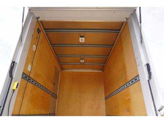 MITSUBISHI CANTER 2020 Image 31