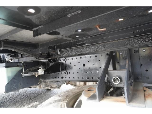 ISUZU ELF 2013 Image 31