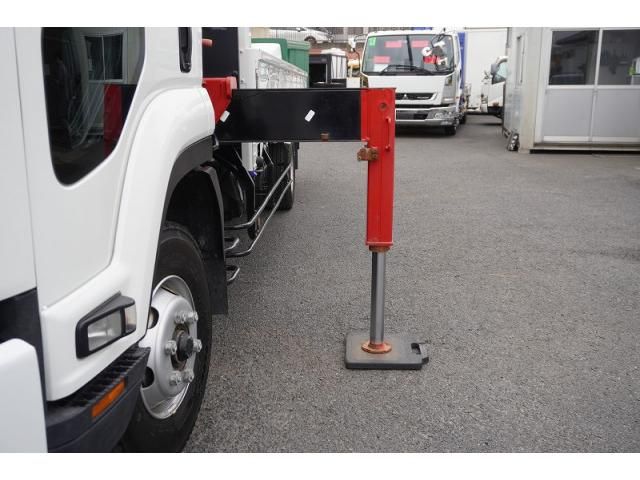 ISUZU FORWARD 2018 Image 31