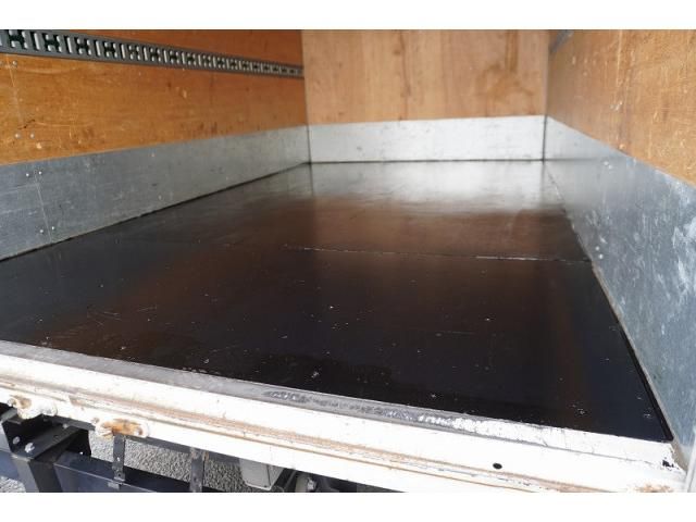 ISUZU ELF 2019 Image 31