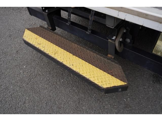 ISUZU ELF 2019 Image 31