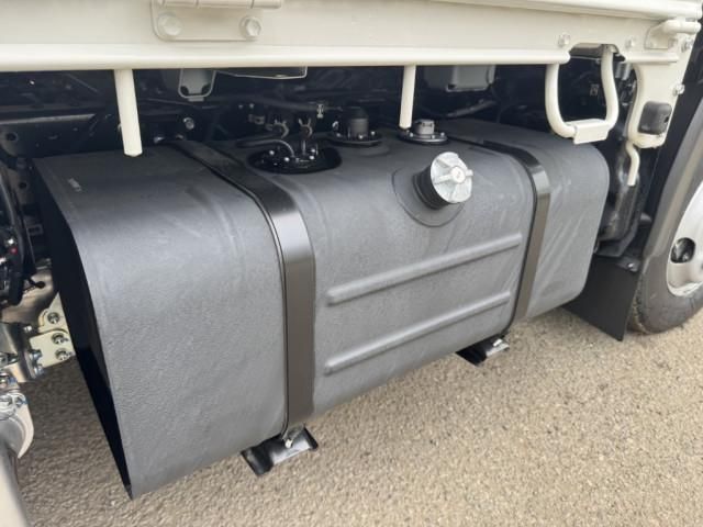 HINO DUTRO 2024 Image 31