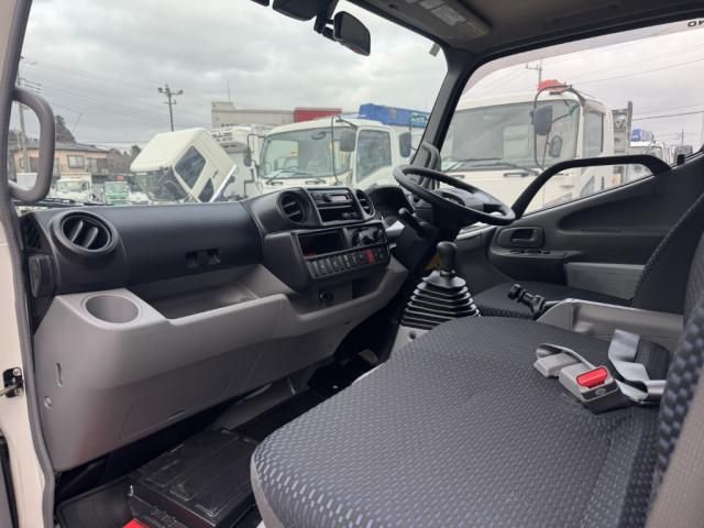 HINO DUTRO 2024 Image 31