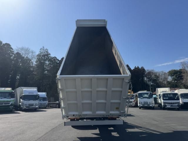 MITSUBISHI FUSOU SUPER GREAT 2024 Image 31