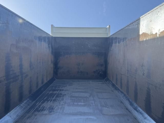 MITSUBISHI FUSOU SUPER GREAT 2024 Image 31