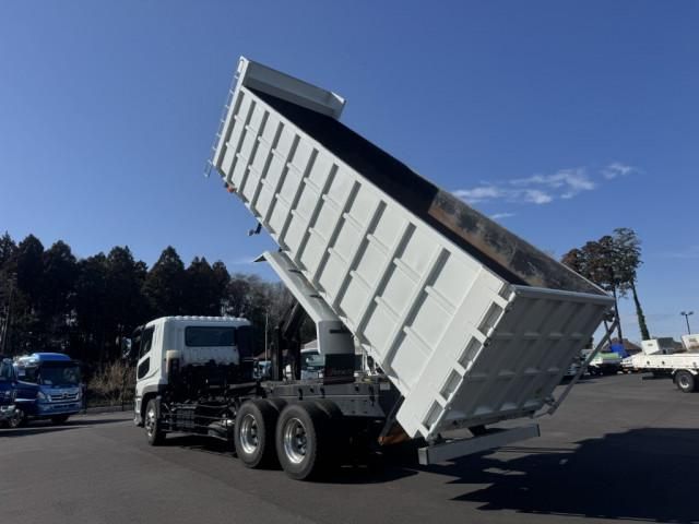 MITSUBISHI FUSOU SUPER GREAT 2024 Image 31