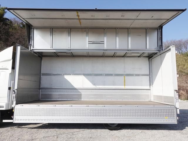 MITSUBISHI FUSOU FIGHTER 2018 Image 31