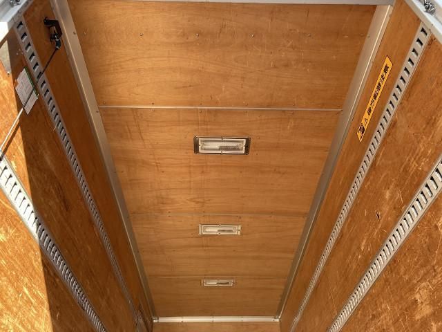 ISUZU ELF 2008 Image 31