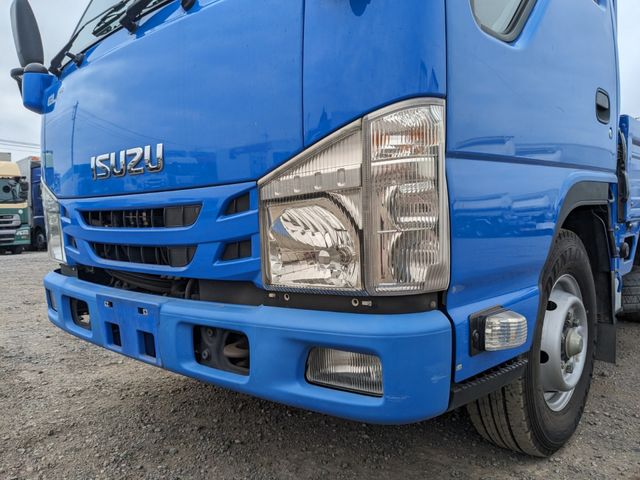 ISUZU ELF 2016 Image 31