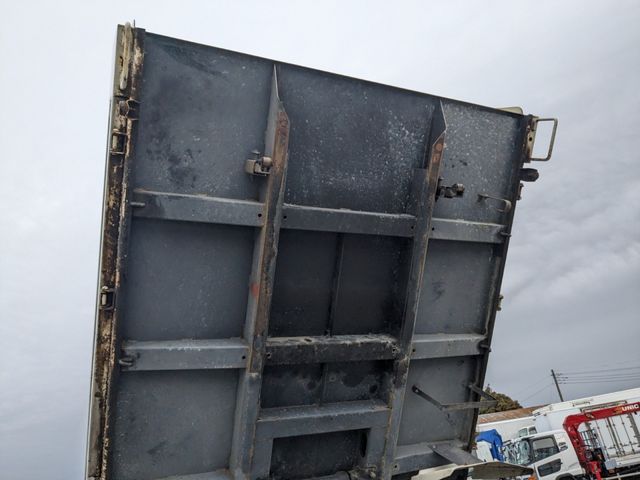 ISUZU ELF 2016 Image 31