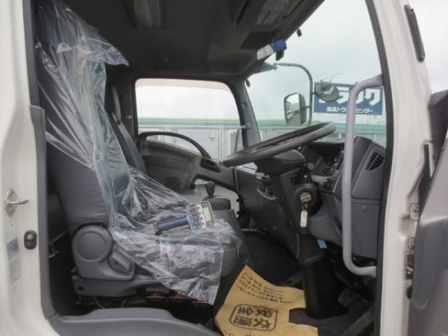 ISUZU FORWARD 2016 Image 31