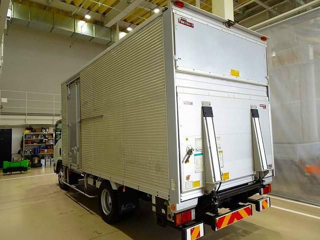 ISUZU ELF 2017 Image 31