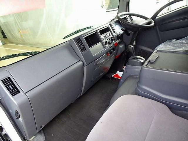 ISUZU ELF 2017 Image 31