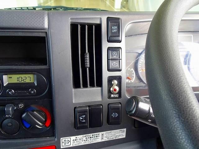 ISUZU ELF 2017 Image 31