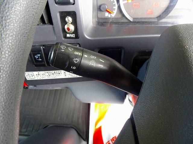 ISUZU ELF 2017 Image 31