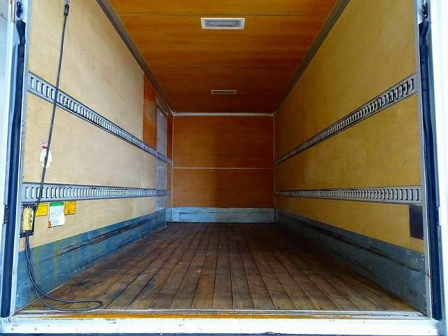 ISUZU ELF 2017 Image 31