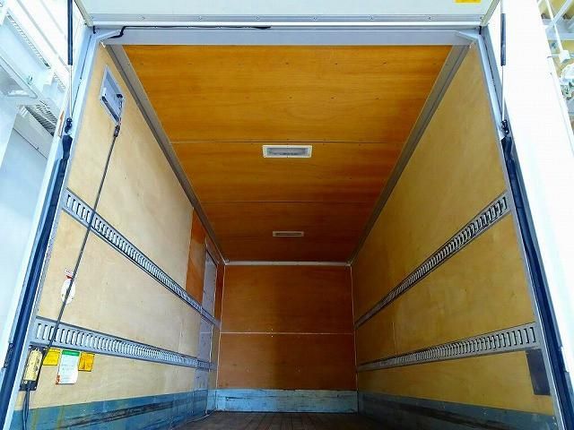 ISUZU ELF 2017 Image 31