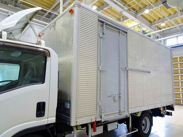 ISUZU ELF 2017 Image 31