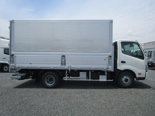 HINO DUTRO 2025 Image 31