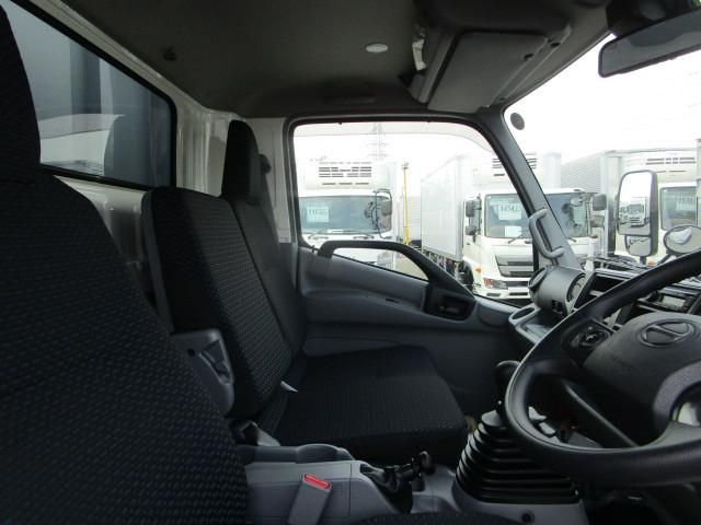 HINO DUTRO 2025 Image 31