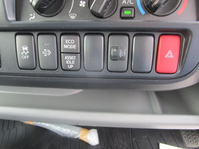 HINO DUTRO 2025 Image 31