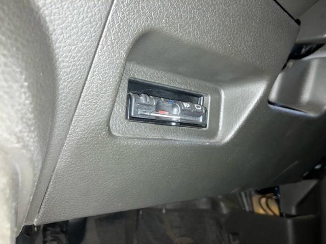 NISSAN CUBE 2010 Image 31