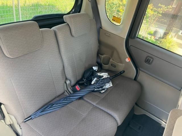 DAIHATSU TANTO 2012 Image 31