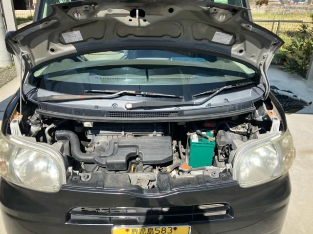 DAIHATSU TANTO 2012 Image 31