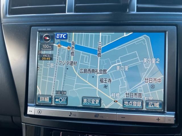 TOYOTA PRIUS ALPHA 2013 Image 31