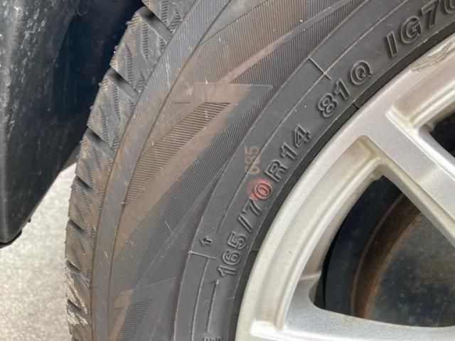 TOYOTA AQUA 2013 Image 31