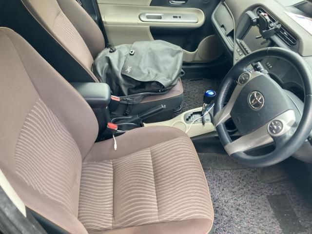 TOYOTA AQUA 2013 Image 31