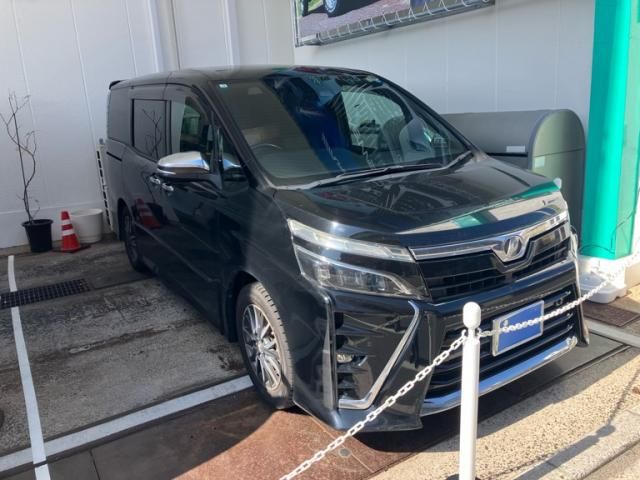TOYOTA VOXY 2019 Image 31