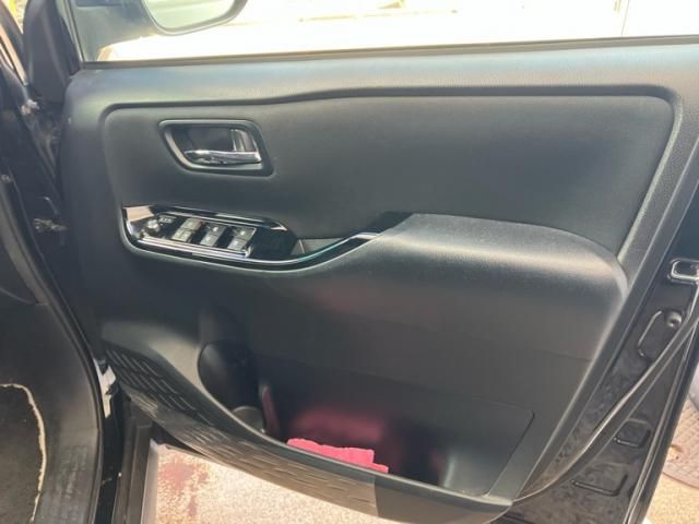 TOYOTA VOXY 2019 Image 31